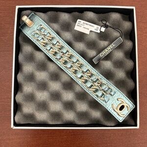 CHANEL 2008 Metallic Blue Lambskin CC Turn Lock Chain Bracelet NEW